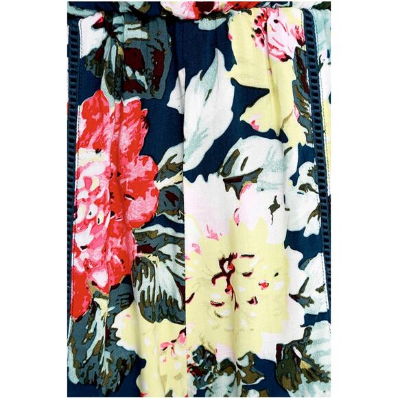 Mink Pink Lulu's Nothing Like the Wild Blue Floral V -Neck Print Romper// S - Picture 15 of 15